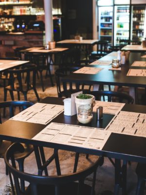 menu-restaurant-vintage-table